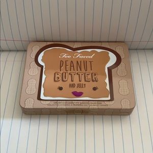 Too faced peanut butter and jelly eyeshadow pallet